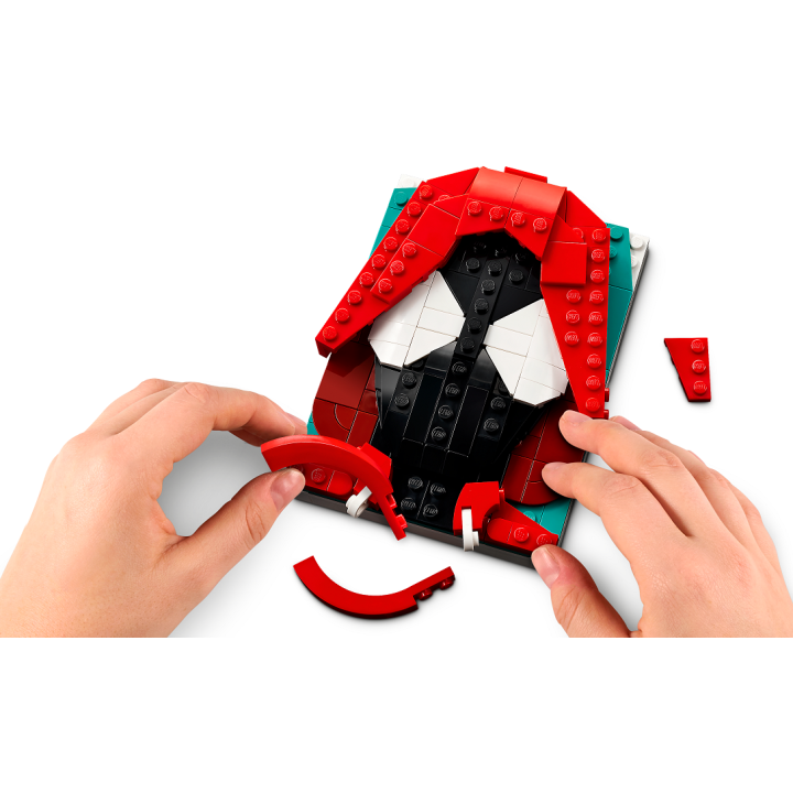 Miles Morales - Lego Brick Sketches 40536