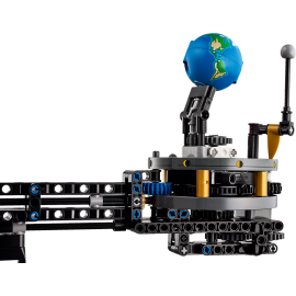 Pianeta Terra e Luna in orbita - Lego Technic 42179